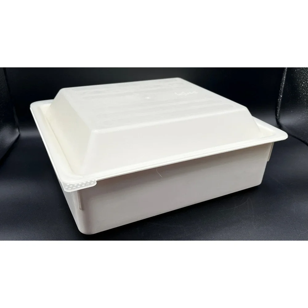 Vtg Igloo White Plastic Food Storage Container Lid Cooler Legend 11x10x3.5